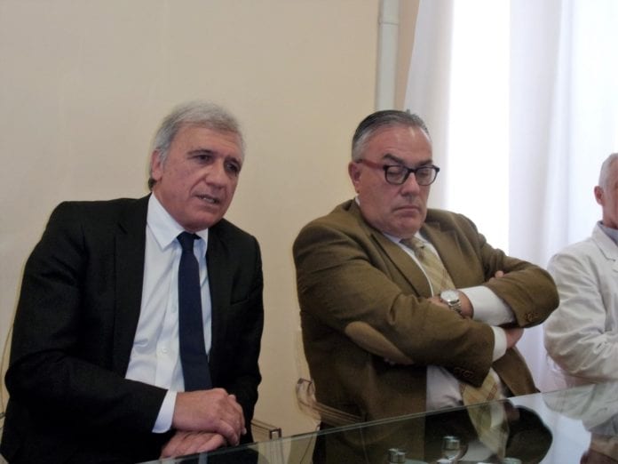 Carmine Di Somma, primario di Chirurgia a Novi Ligure, e Gilberto Gentili, direttore Asl Al