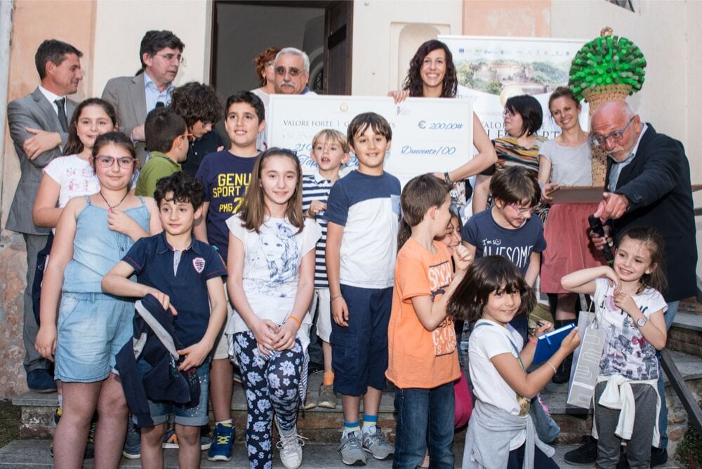 Gli alunni della scuola di Tassarolo