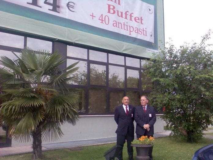 carlo bassano e lorenzo traverso1 Lorenzo Traverso (a destra), accanto a Carlo Bassano, medico e dirigente sportivo scomparso negli anni scorsi