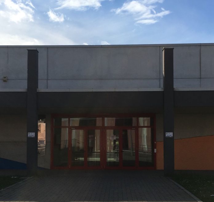 edificio scolastico via Bonavoglia