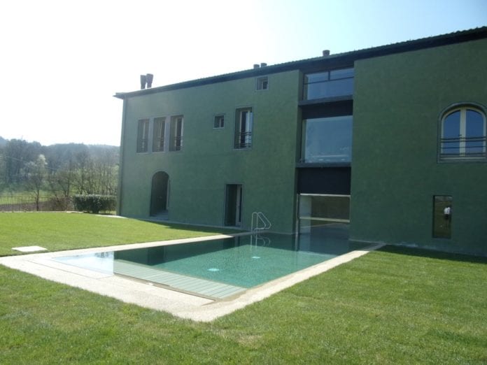 Locanda La Raia, a Gavi: la piscina Locanda La Raia, a Gavi: la piscina