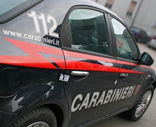 carabinieri auto 2