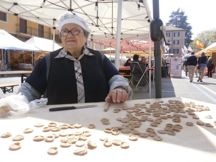 ovada-platea-cibis-cosima-80-anni.j