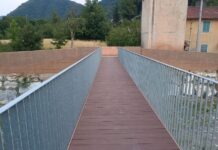 La nuova passerella sul Lemme a Voltaggio aperta dopo sette anni